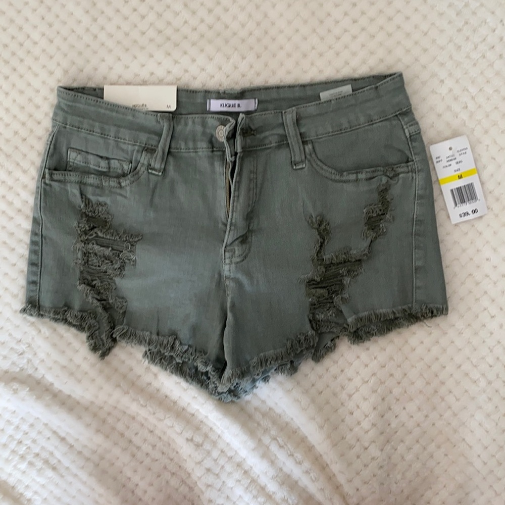 NWT Olive green distressed shorts